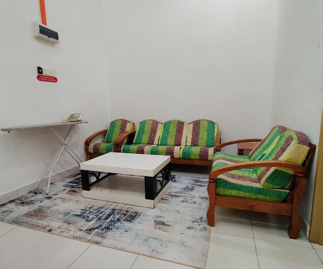 Homestay Roma Suite Kuala Terengganu Exterior foto
