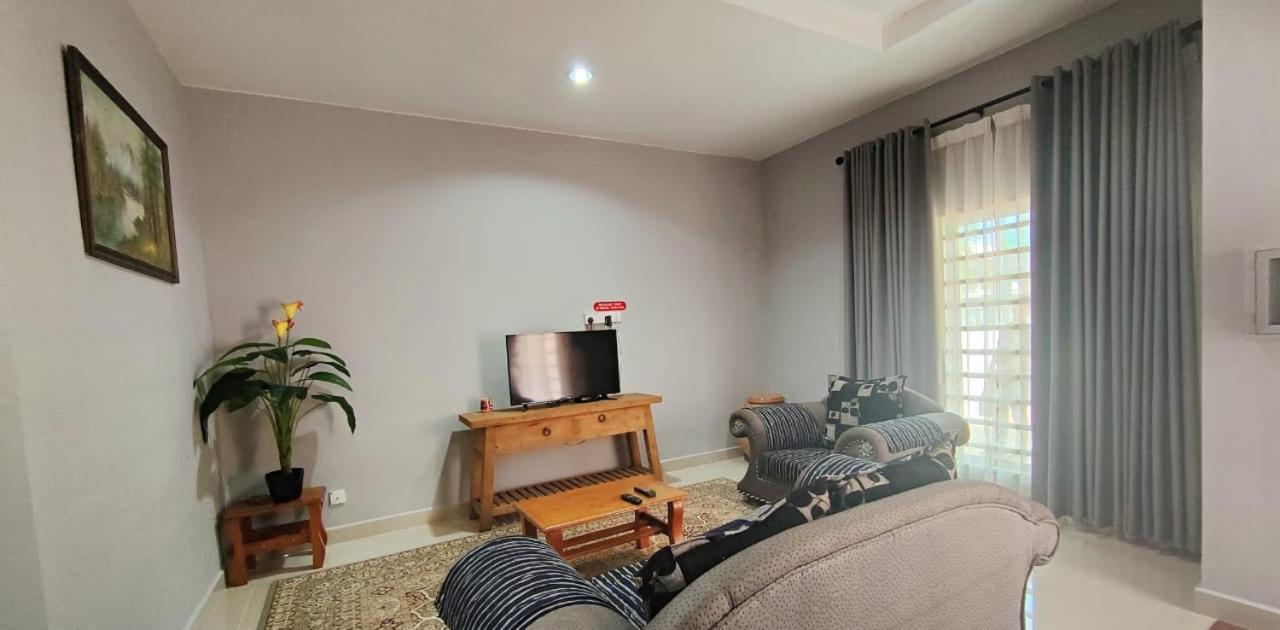 Homestay Roma Suite Kuala Terengganu Exterior foto